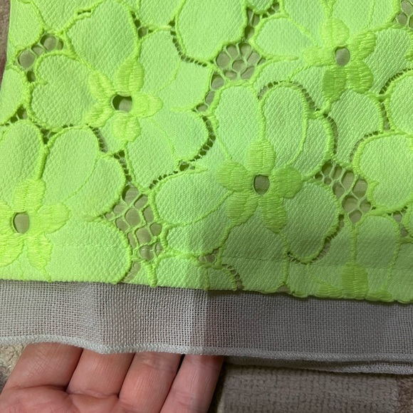 dvf diane von furstenberg size 4 Neon Wanrer Flower Lace Dress - Picture 4 of 13